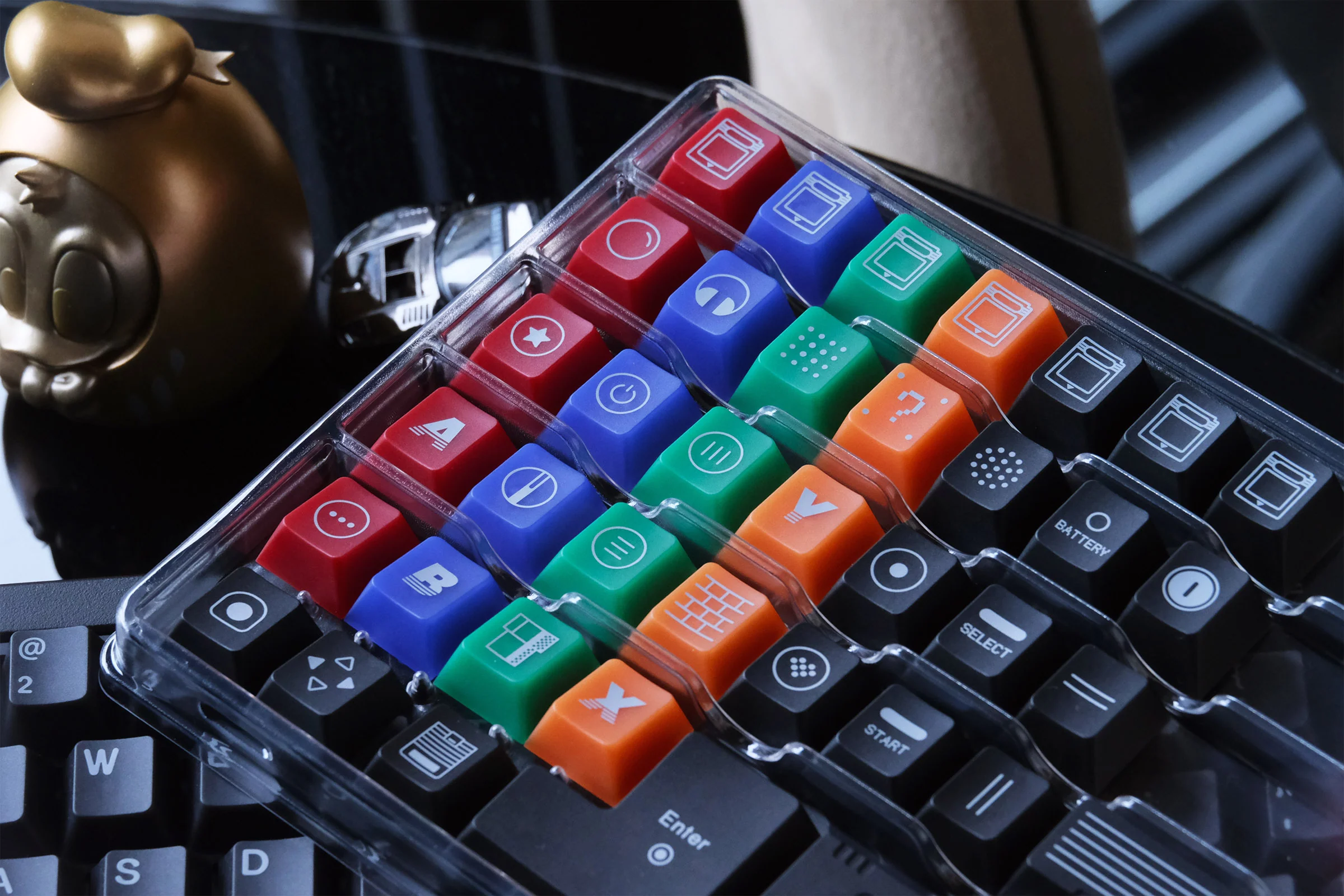 80Retros Game 1989 Black Translucent Keycap Set - Image 9