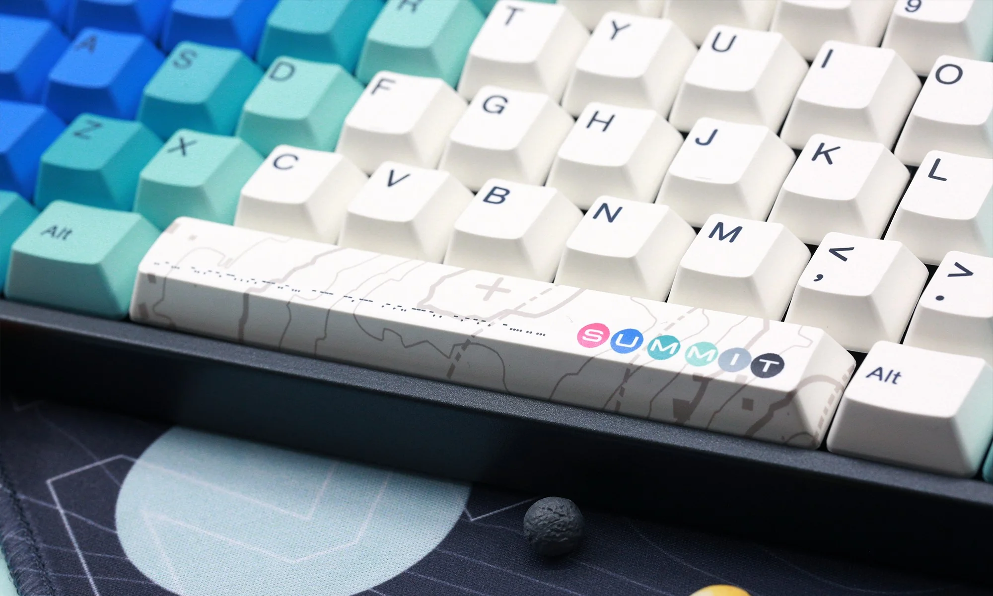 Ducky x Varmilo MIYA Mac Summit R2 65% Bluetooth Dye Sub PBT Mechanical Keyboard - Image 5