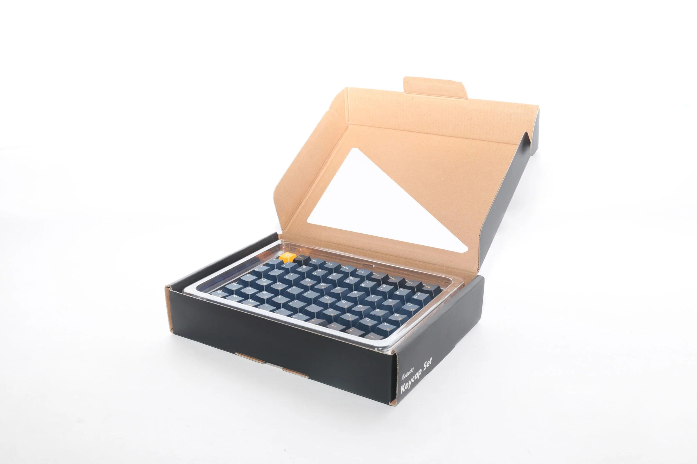 Ducky Nazca 133 Key Cherry Profile Triple Shot PBT Keycap Set - Image 4