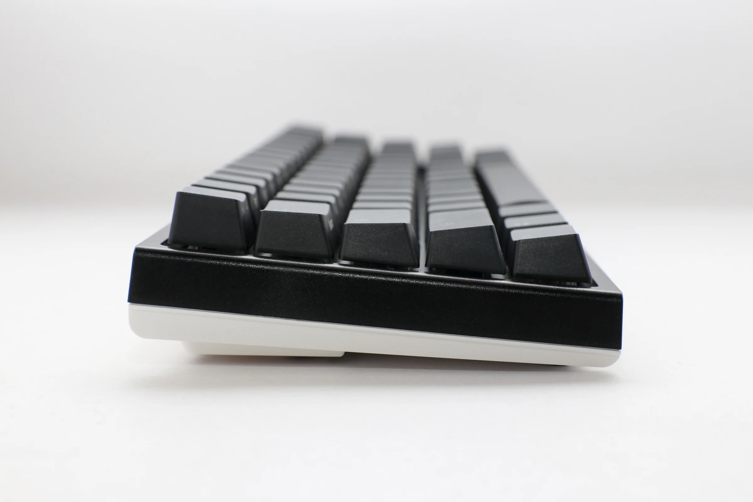Ducky One 2 Mini Pro Classic RGB LED 60% Double Shot PBT Mechanical Keyboard - Image 8