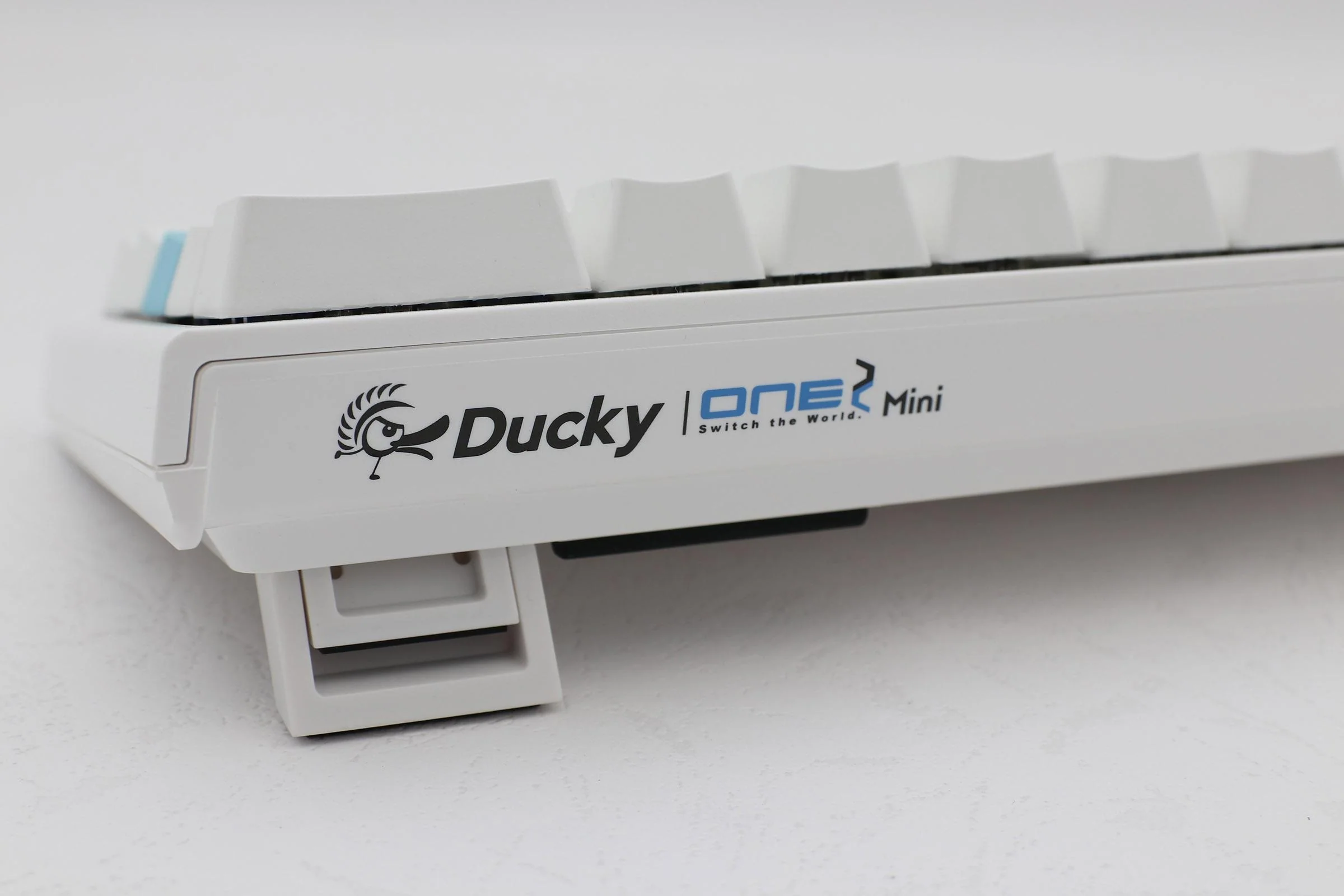 Ducky One 2 Mini Pure White RGB LED 60% Double Shot PBT Mechanical Keyboard - Image 8
