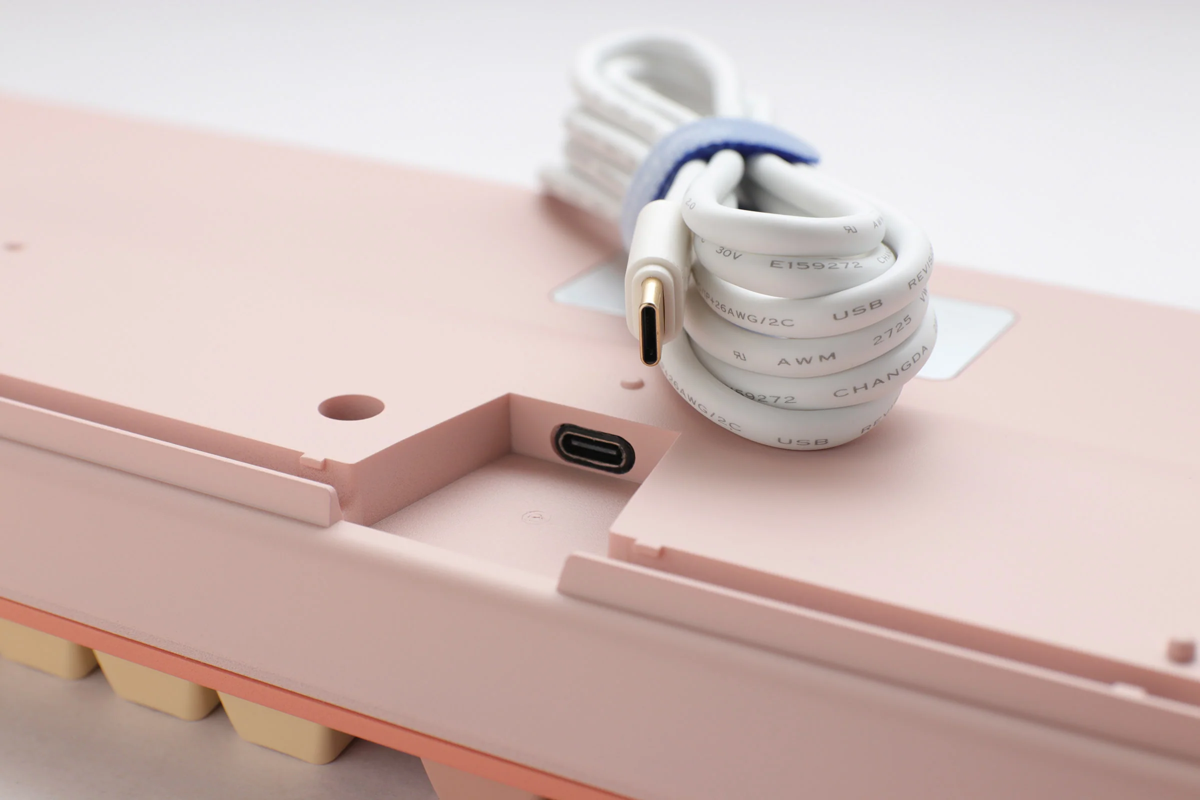 Ducky x Dimanche Alice in Wonderland One 2 Pro Dye Sub PBT Limited Mechanical Keyboard - Image 13