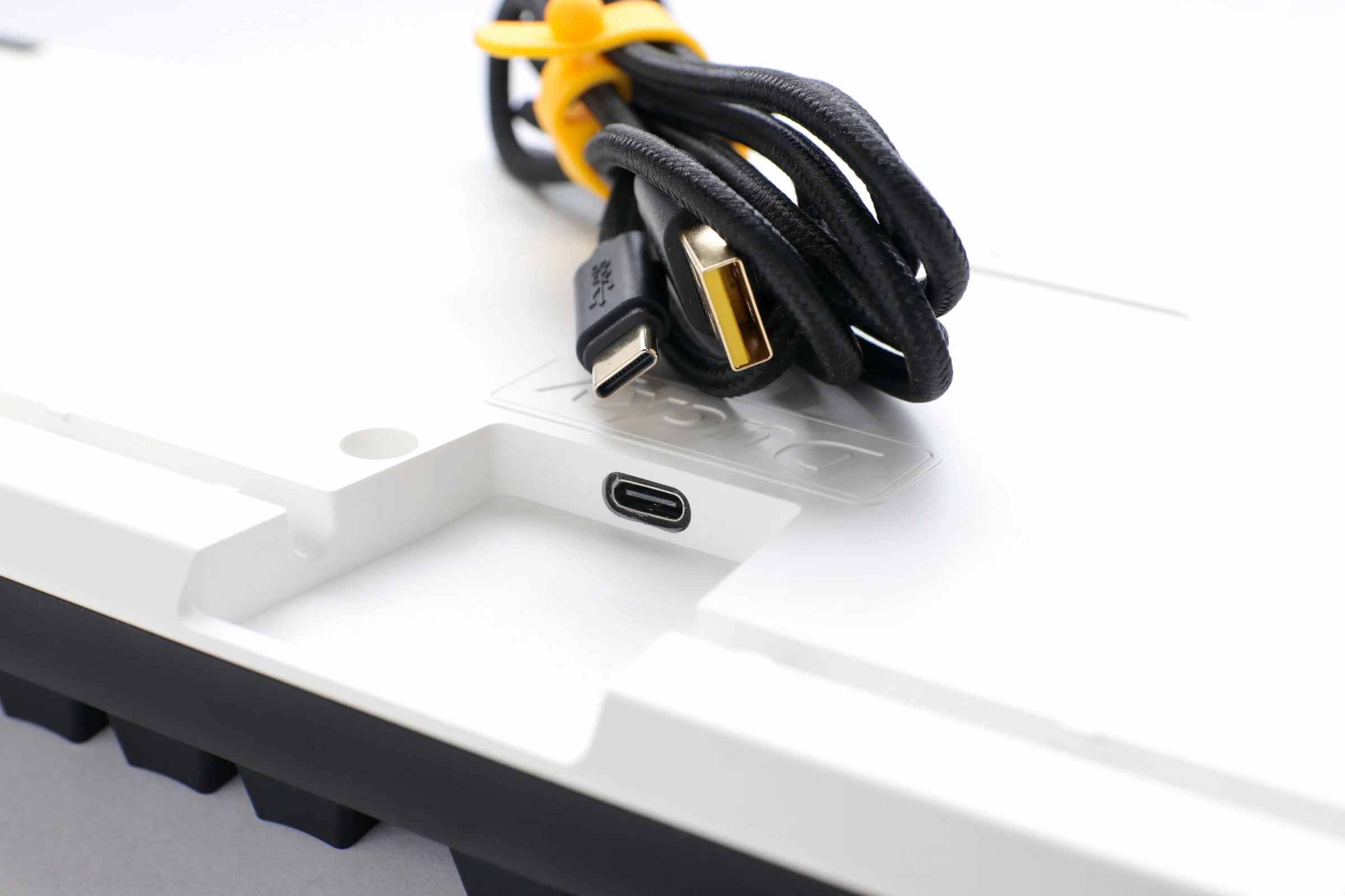 Ducky One 3 Classic Hotswap RGB Mechanical Keyboard w/ Quack Mechanics - Image 8
