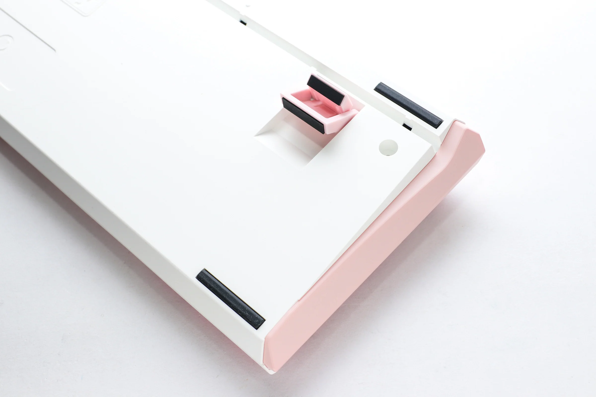 Ducky One 3 Gossamer Pink Hotswap Double Shot PBT QUACK Mechanical Keyboard - Image 5