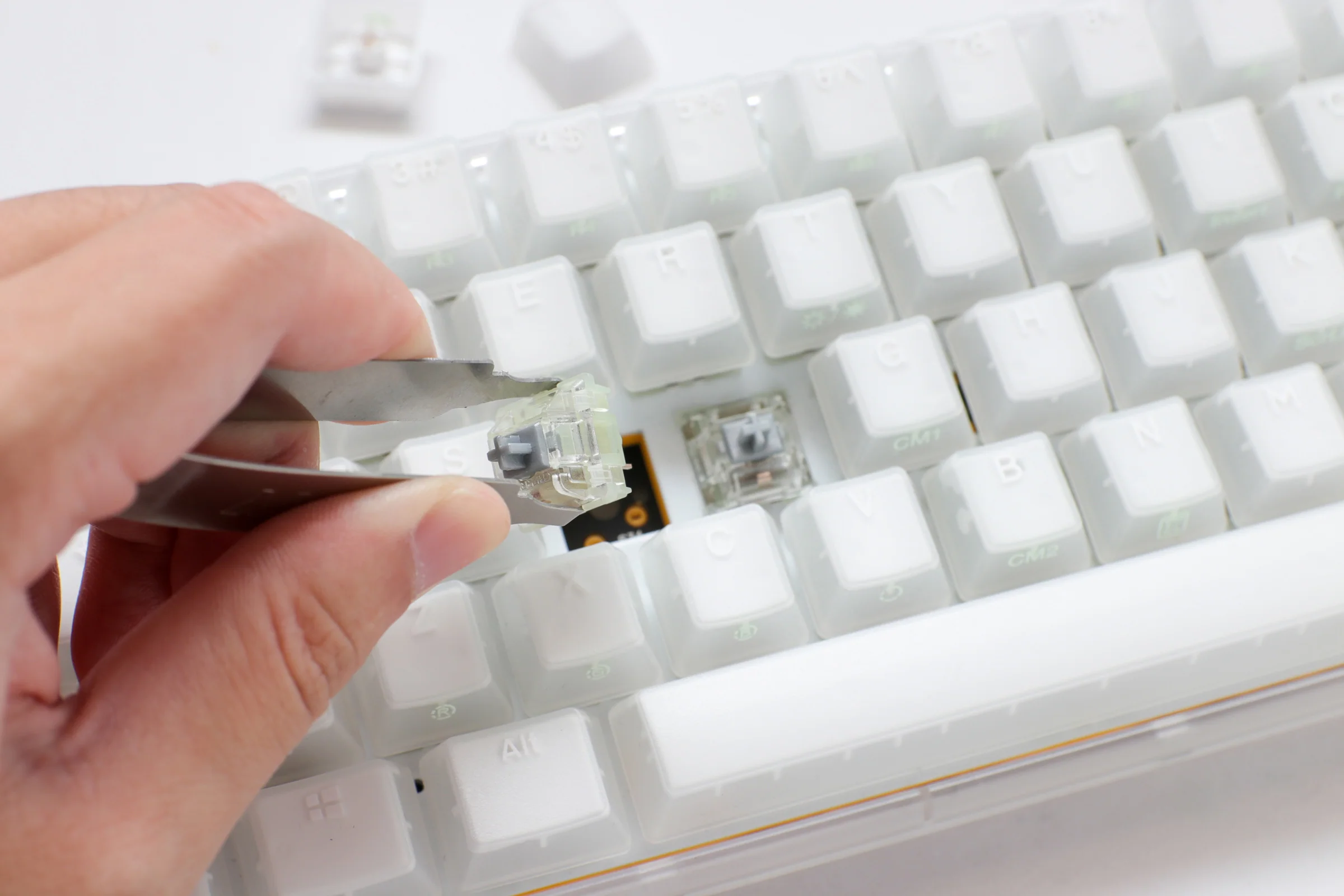 Ducky One 3 Mini Aura Clear White 60% Hotswap RGB LED Double Shot ABS Mechanical Keyboard - Image 6