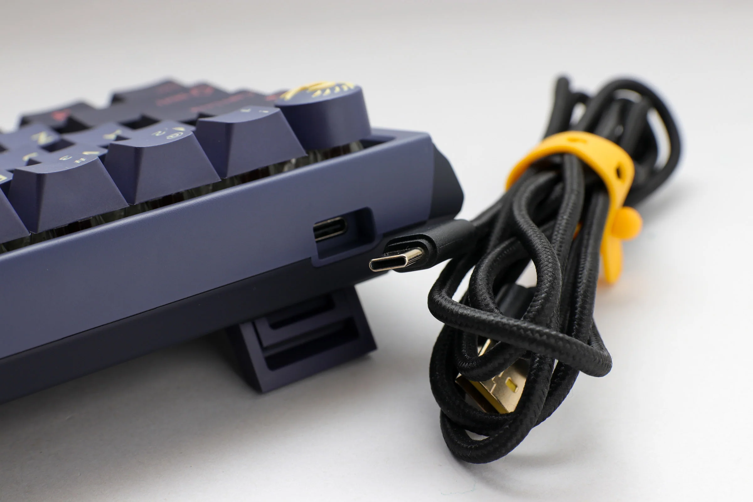 Ducky One 3 SF Cosmic Blue 65% Hotswap RGB Double Shot PBT QUACK Mechanical Keyboard - Image 7