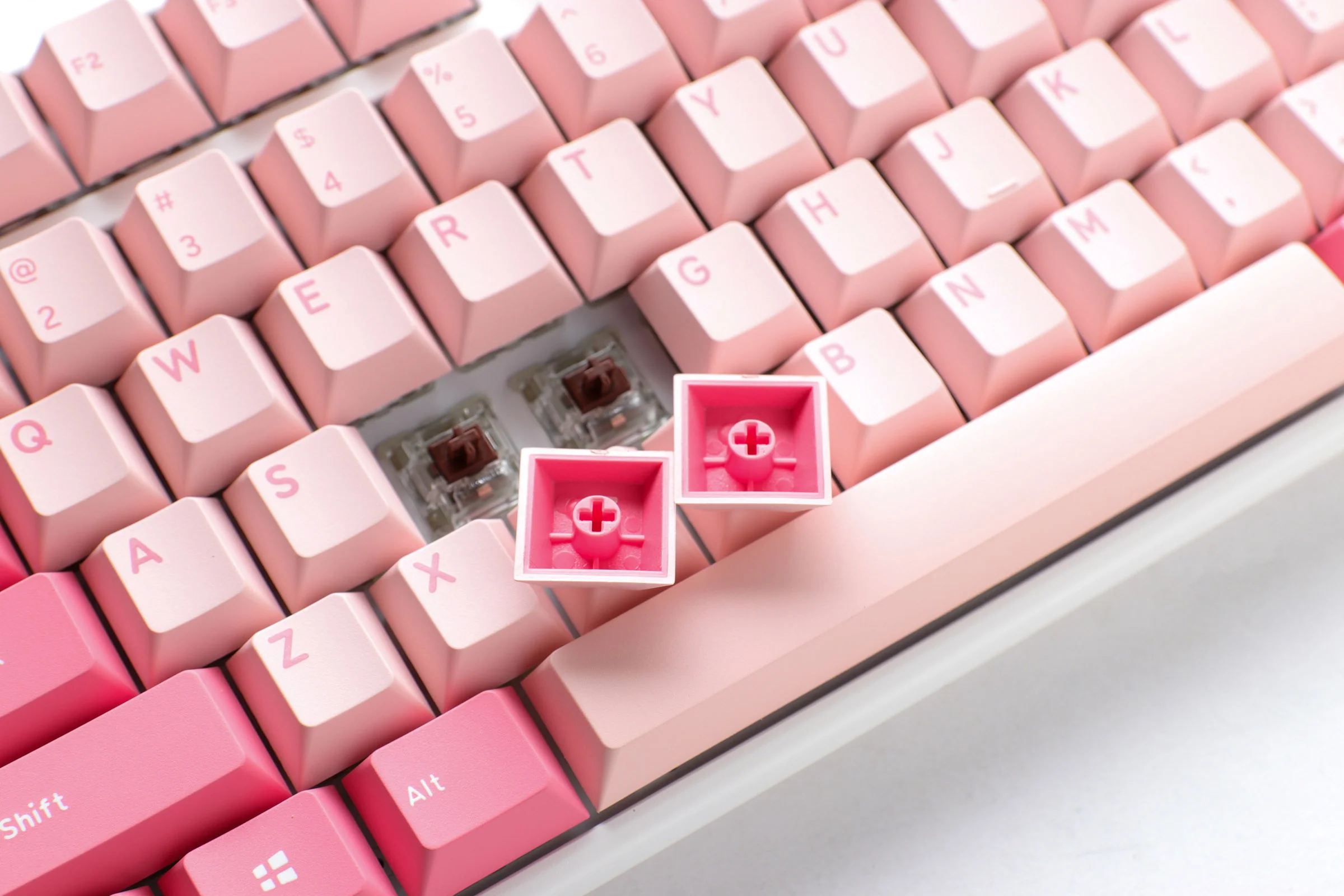 Ducky One 3 TKL Gossamer Pink Hotswap Double Shot PBT QUACK Mechanical Keyboard - Image 4