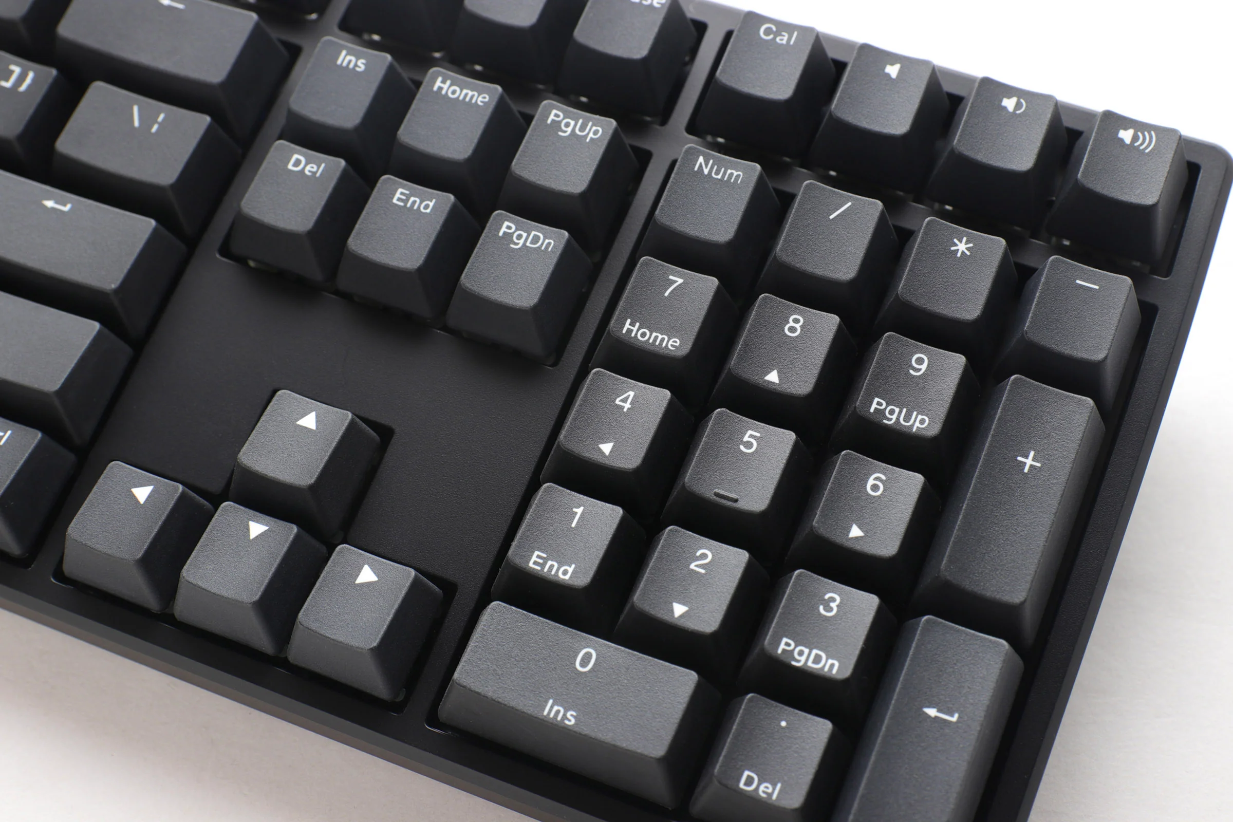 Ducky Origin Black Double Shot PBT Mechanical Keyboard - Image 7