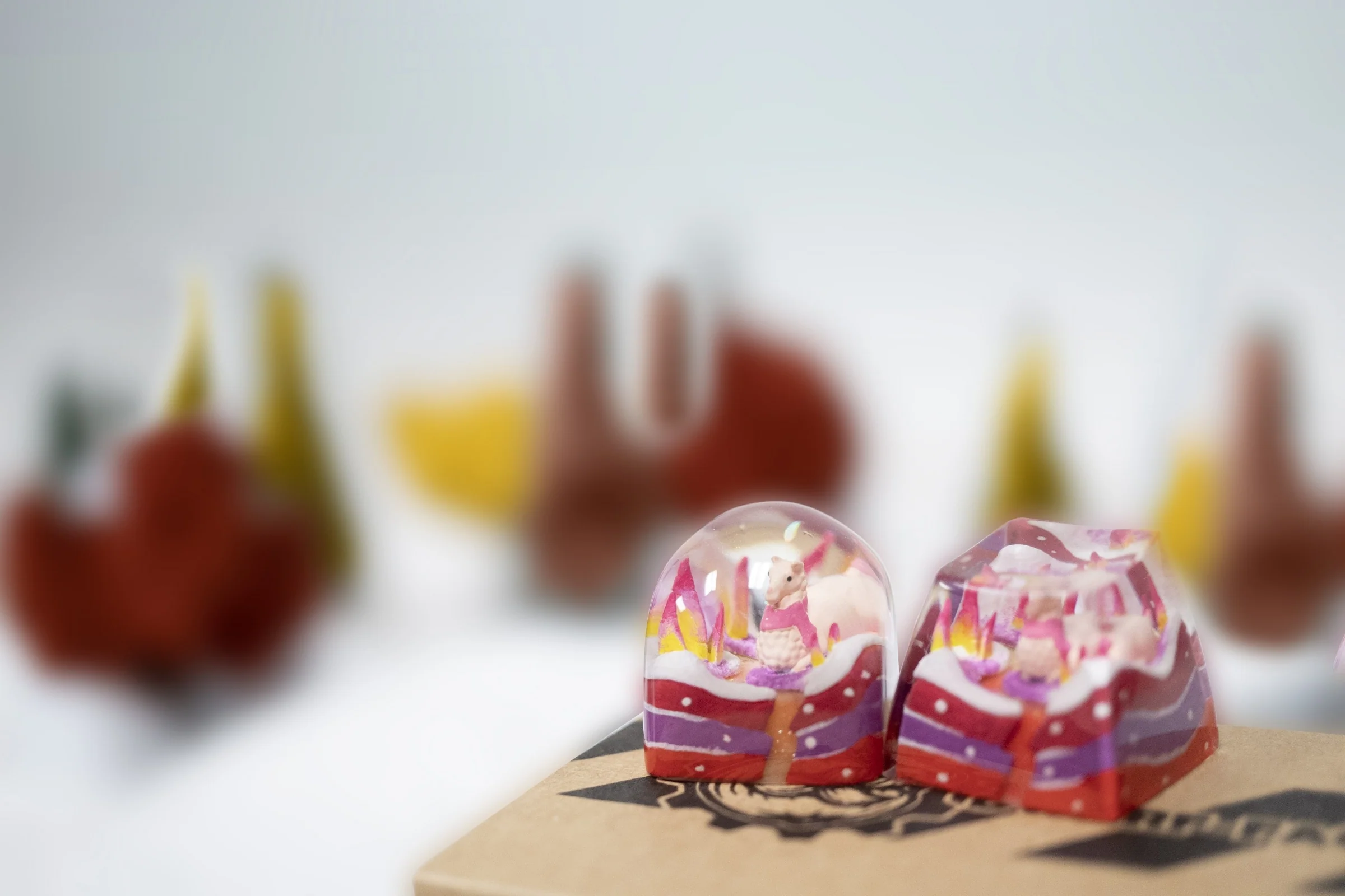 Dwarf Factory x MK Sugar Llama Artisan Keycap DOM Profile Resin Artisan Keycap - Image 2