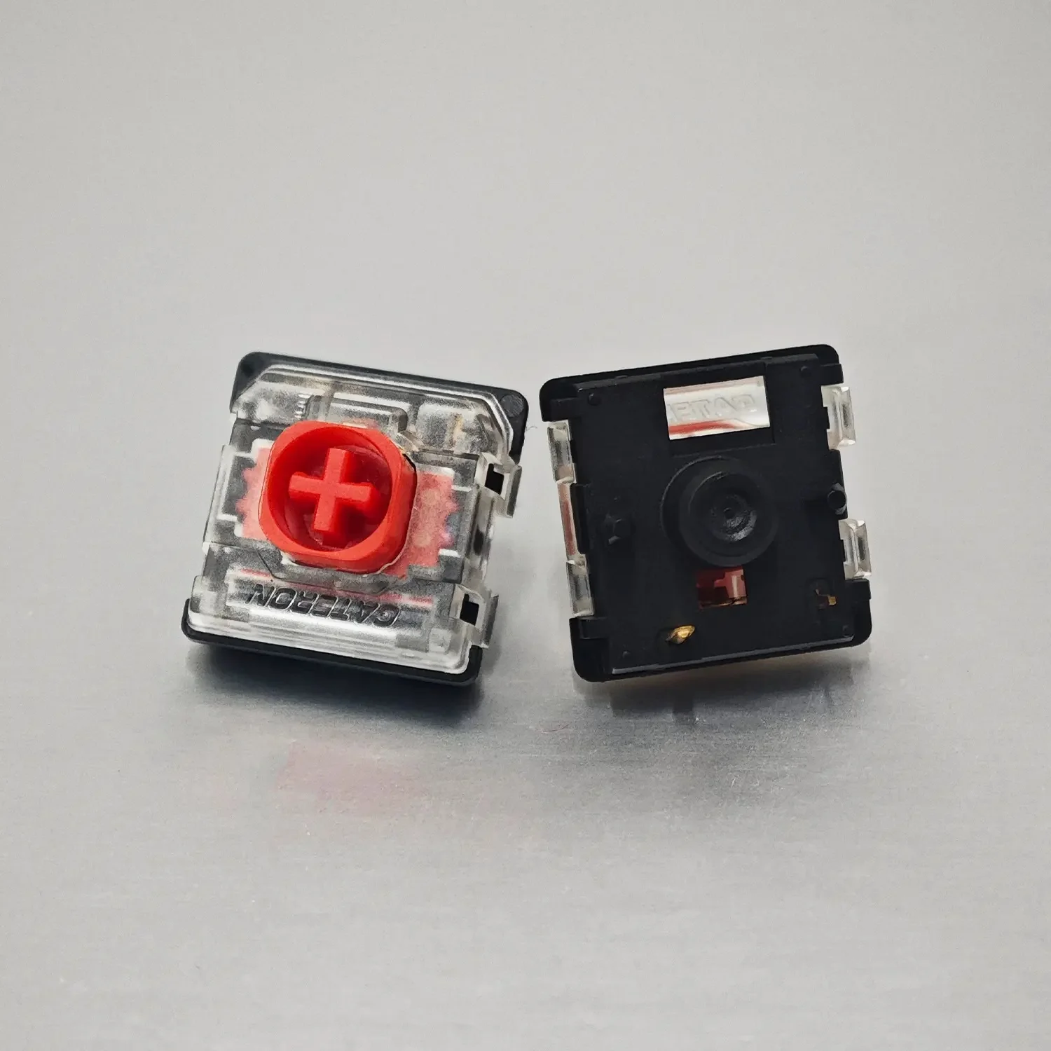 Gateron KS-33 2.0 Red Low Profile 45g Linear Switch - Image 4
