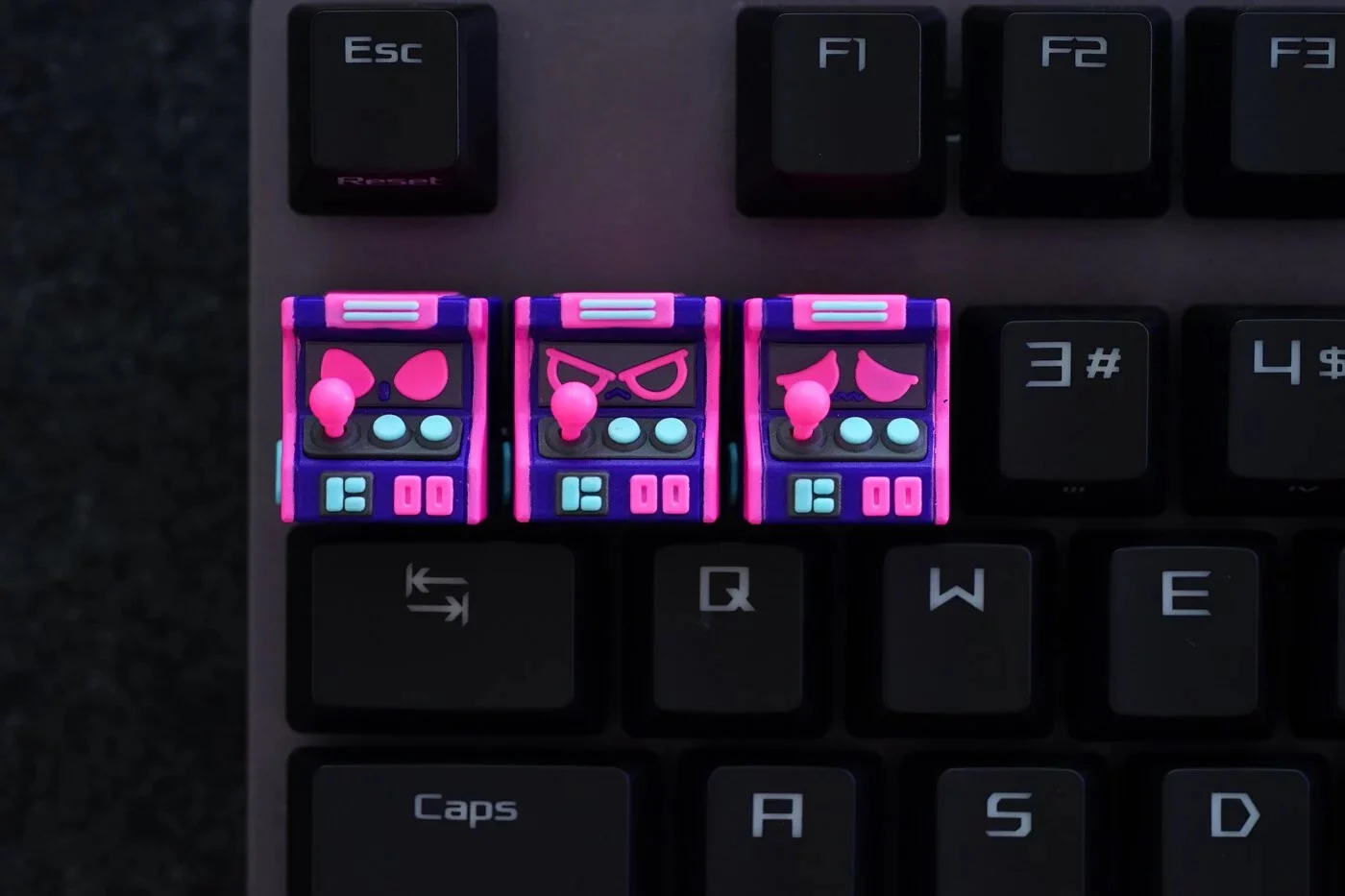 Hot Keys Project HKP Error Sad Laser Artisan Keycap - Image 2