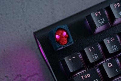 Hot Keys Project HKP Skull Face Midnight Artisan Keycap - Image 2