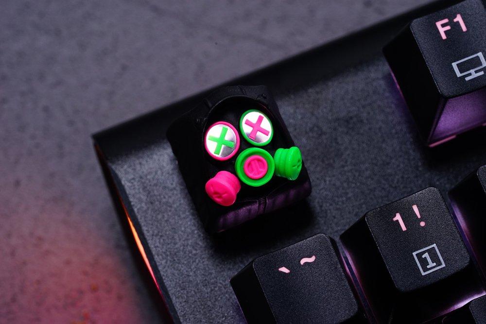 Hot Keys Project HKP Specter Cross Eyes Special Madness / Transparent Artisan Keycap - Image 2