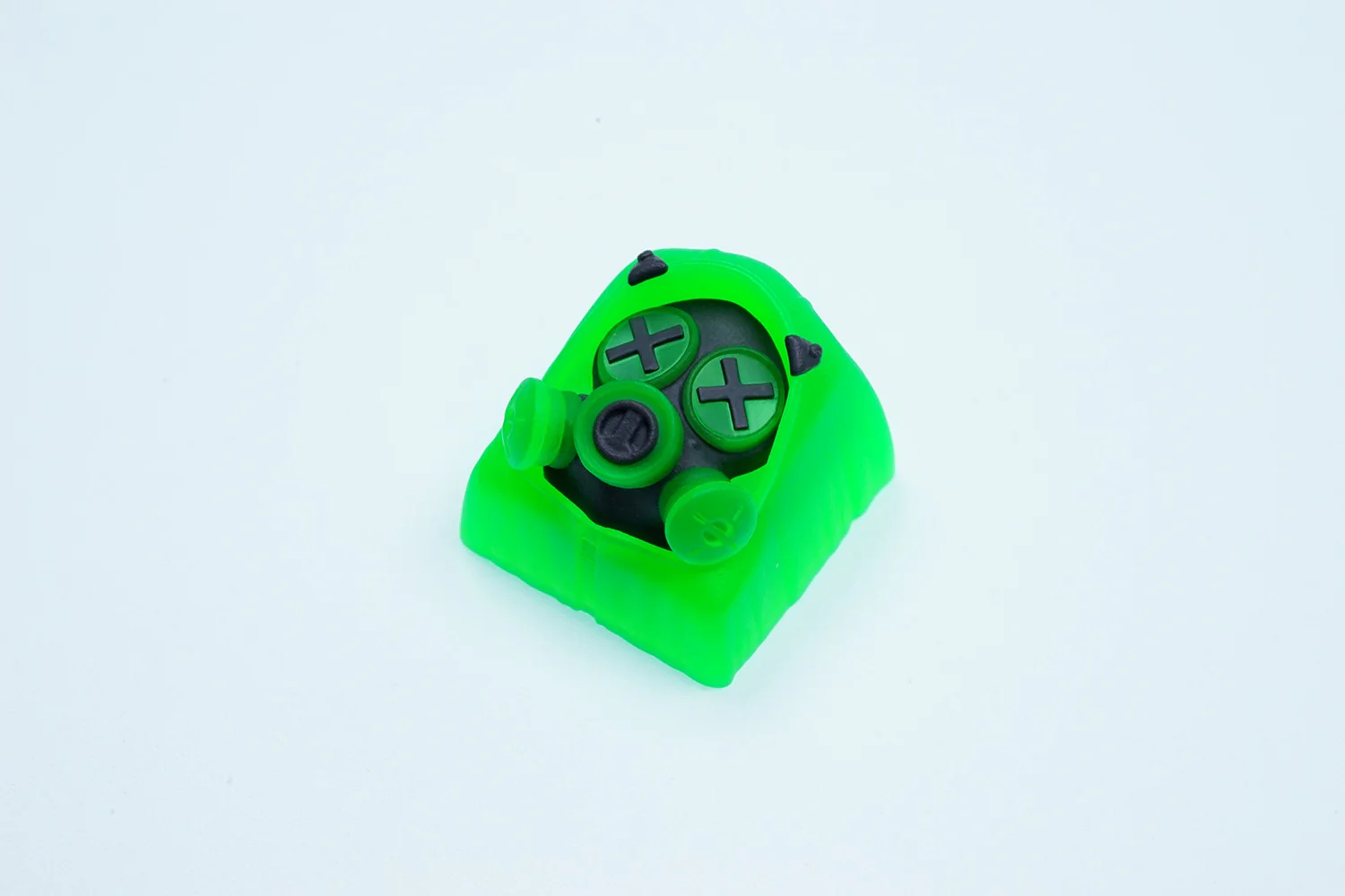 Hot Keys Project HKP Specter Crosseyes Green Poison Artisan Keycap - Image 2