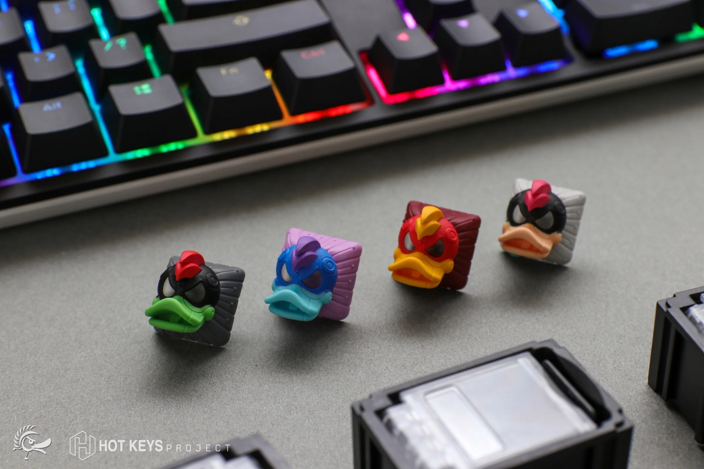Hot Keys Project HKP x Ducky Ducky League Lucky Artisan Keycap - Image 4