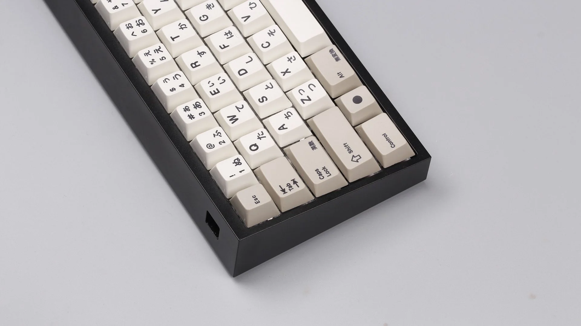 KBDFans Tofu 60% Anodized Aluminum Case - Image 7