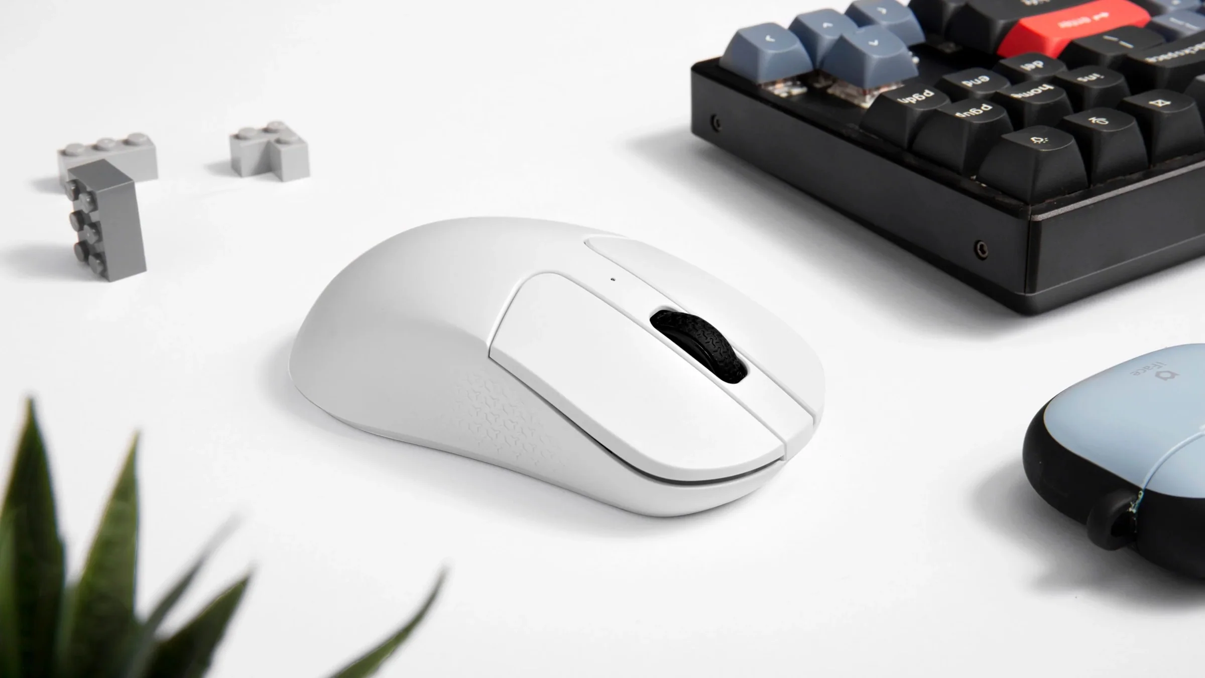 Keychron M3 Mini Wireless Mouse - Image 14