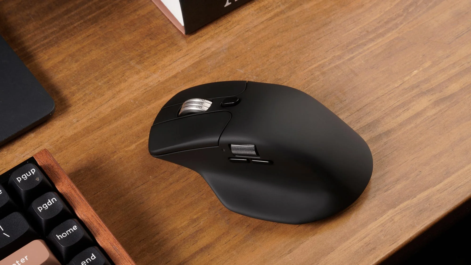 Keychron M6 All Silent PixArt 3311 Wireless 1K Steel Scroll Wheel Mouse - Image 5