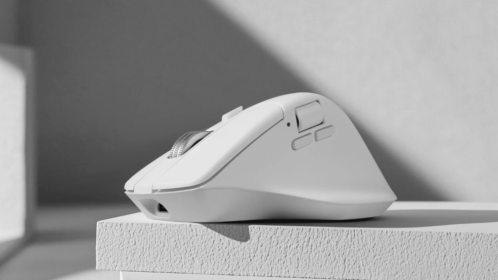 Keychron M6 All Silent PixArt 3311 Wireless 1K Steel Scroll Wheel Mouse - Image 9