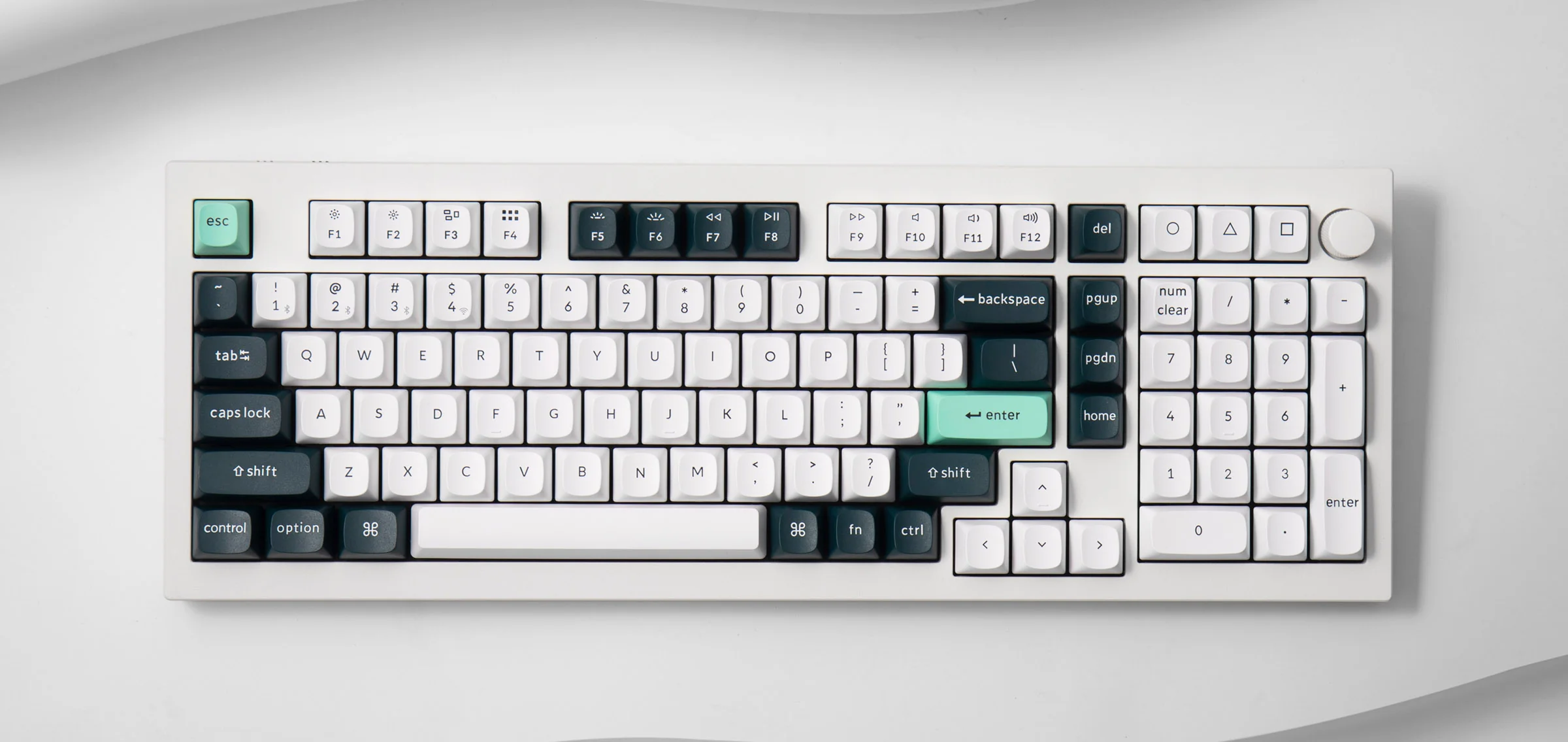 Keychron Q5 HE TMR Aluminum Hotswap Wireless RGB Keyboard - Image 15