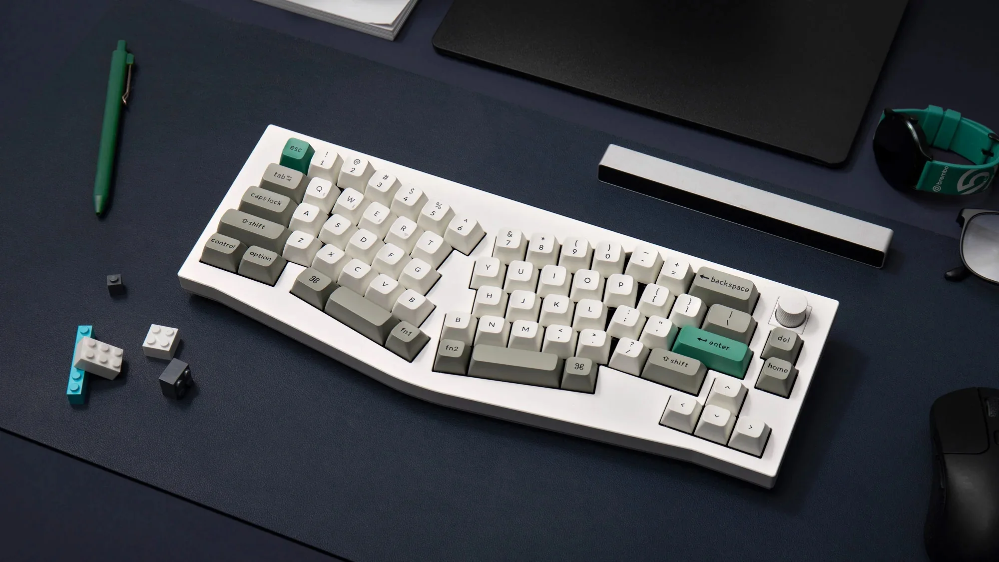 Keychron Q8 Max Aluminum 65% Alice Hotswap Wireless Keyboard - Image 12