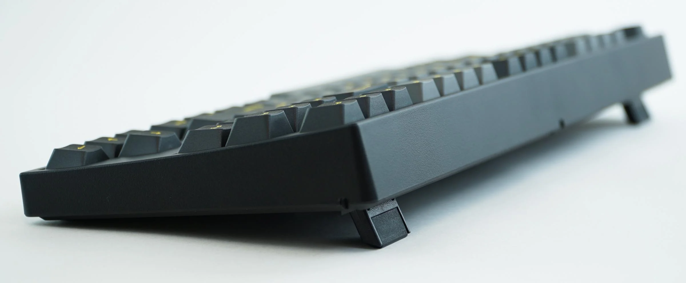 Leopold FC750R Ash Yellow PD TKL Double Shot PBT Mechanical Keyboard - Image 6
