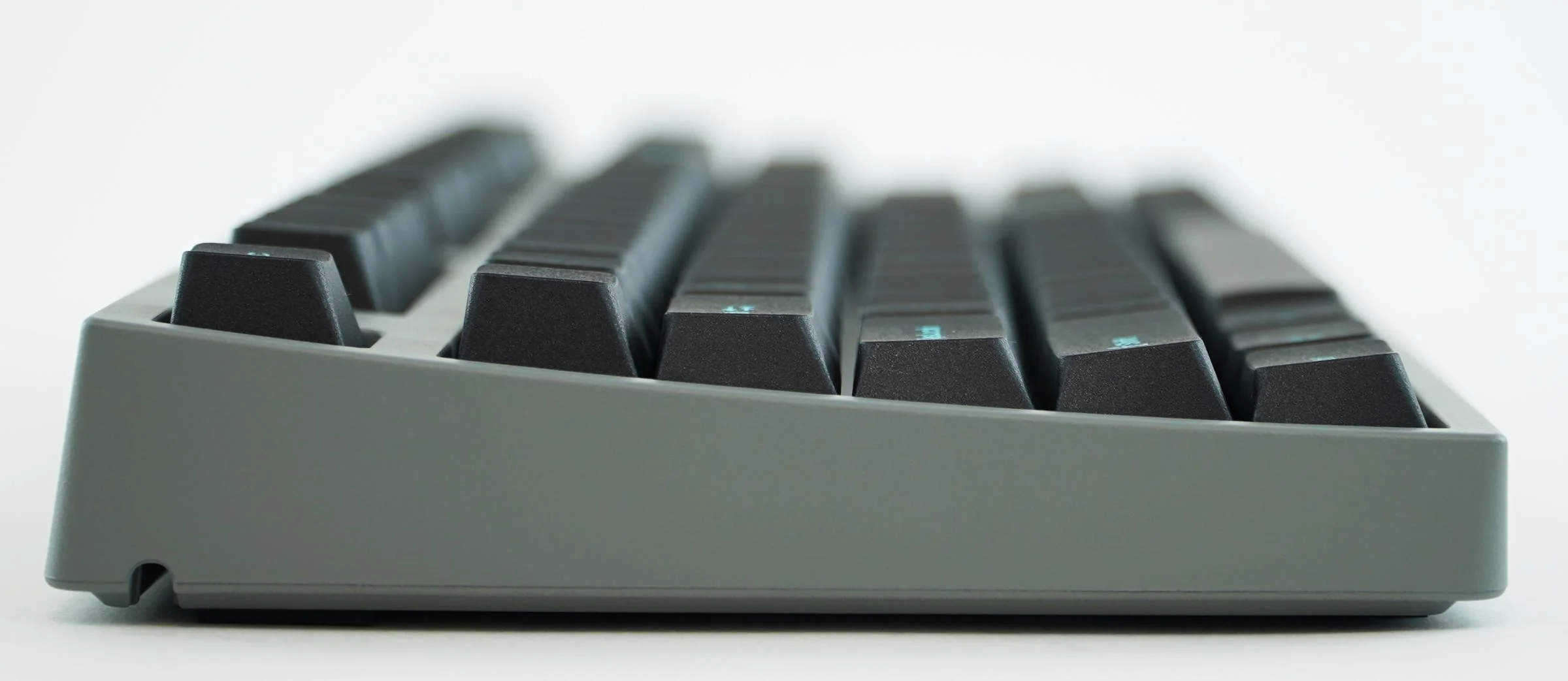 Leopold FC750R Charcoal Blue TKL Double Shot PBT Mechanical Keyboard - Image 4