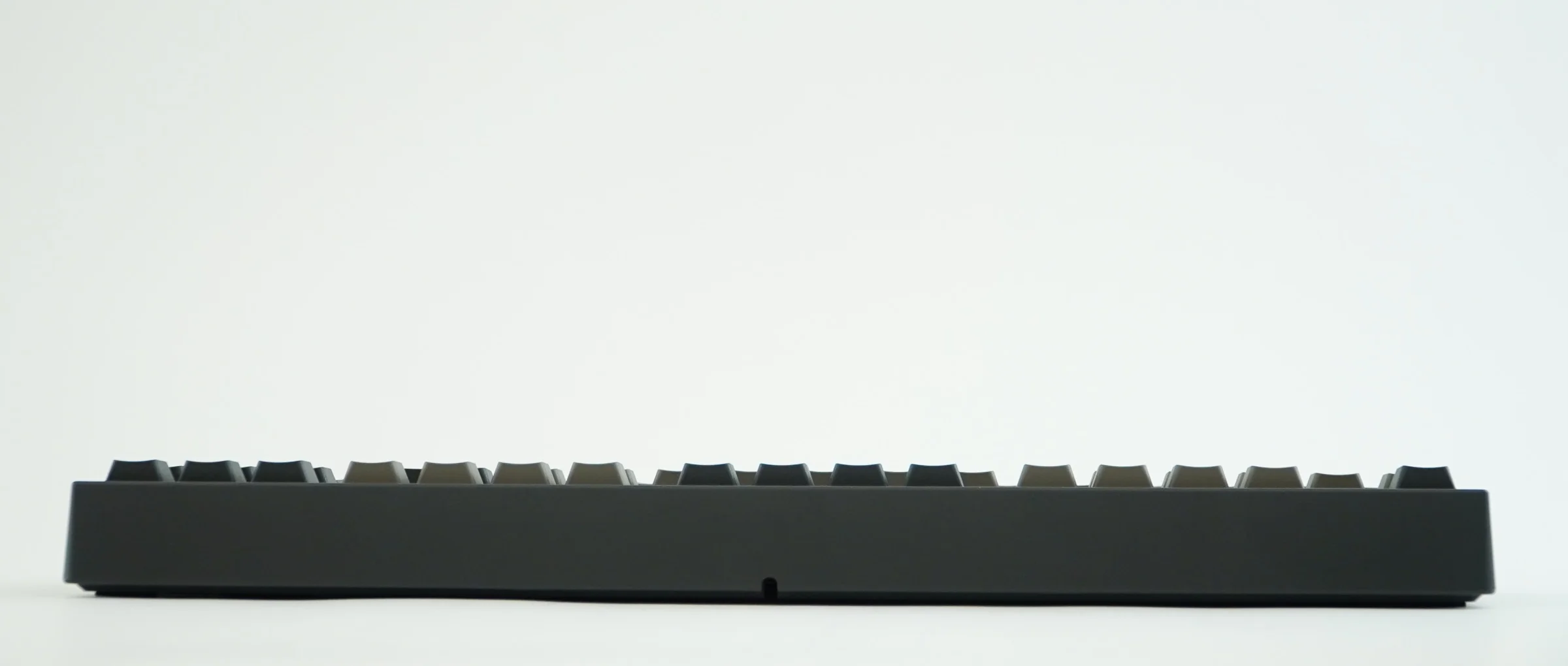 Leopold FC750R Dolch PD TKL Double Shot PBT Mechanical Keyboard - Image 5