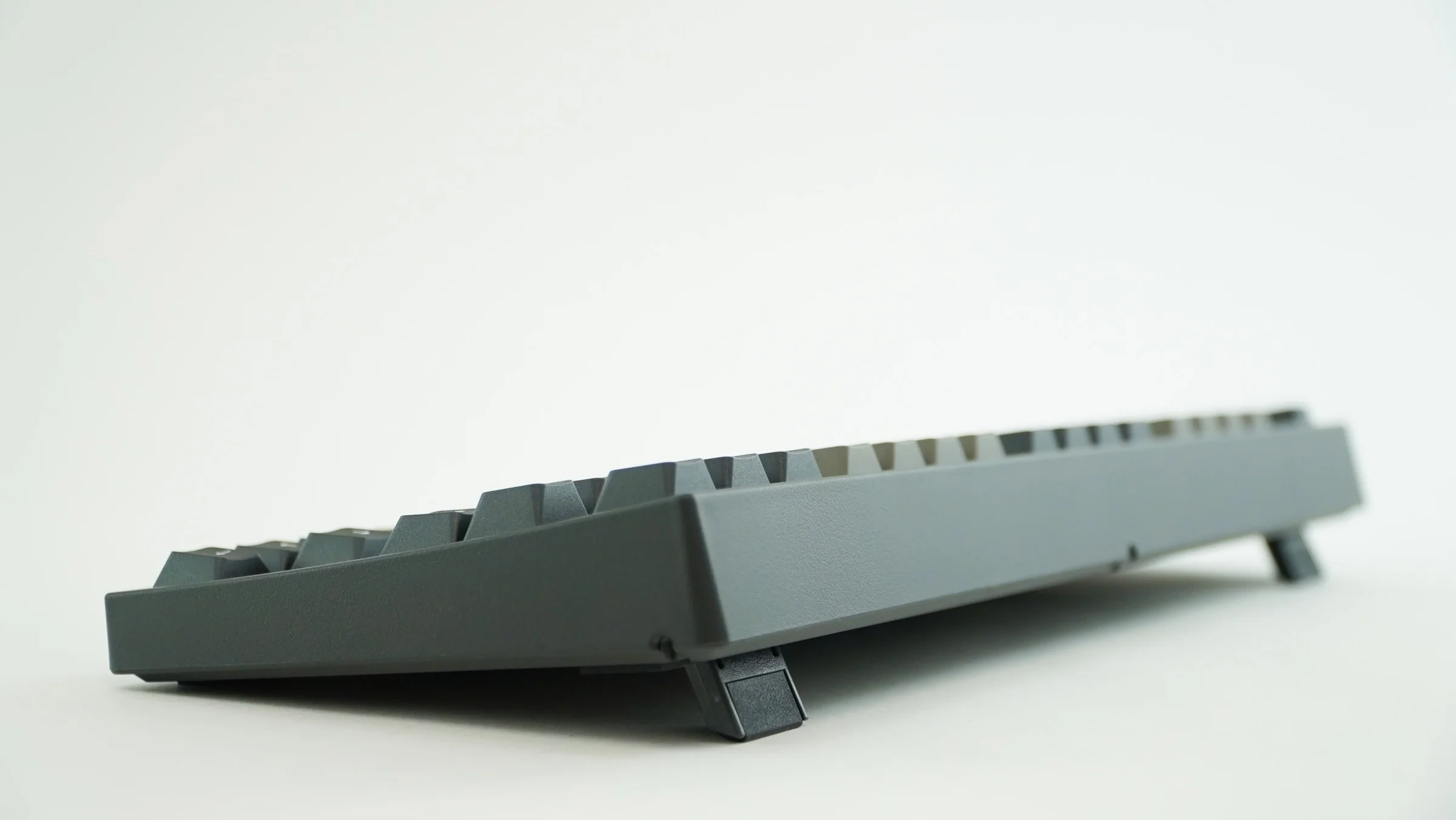 Leopold FC750R Dolch PD TKL Double Shot PBT Mechanical Keyboard - Image 7