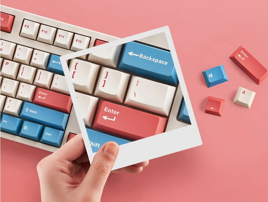 Leopold FC750RBT V2 Coral / Blue Bluetooth Mechanical Keyboard - Image 7