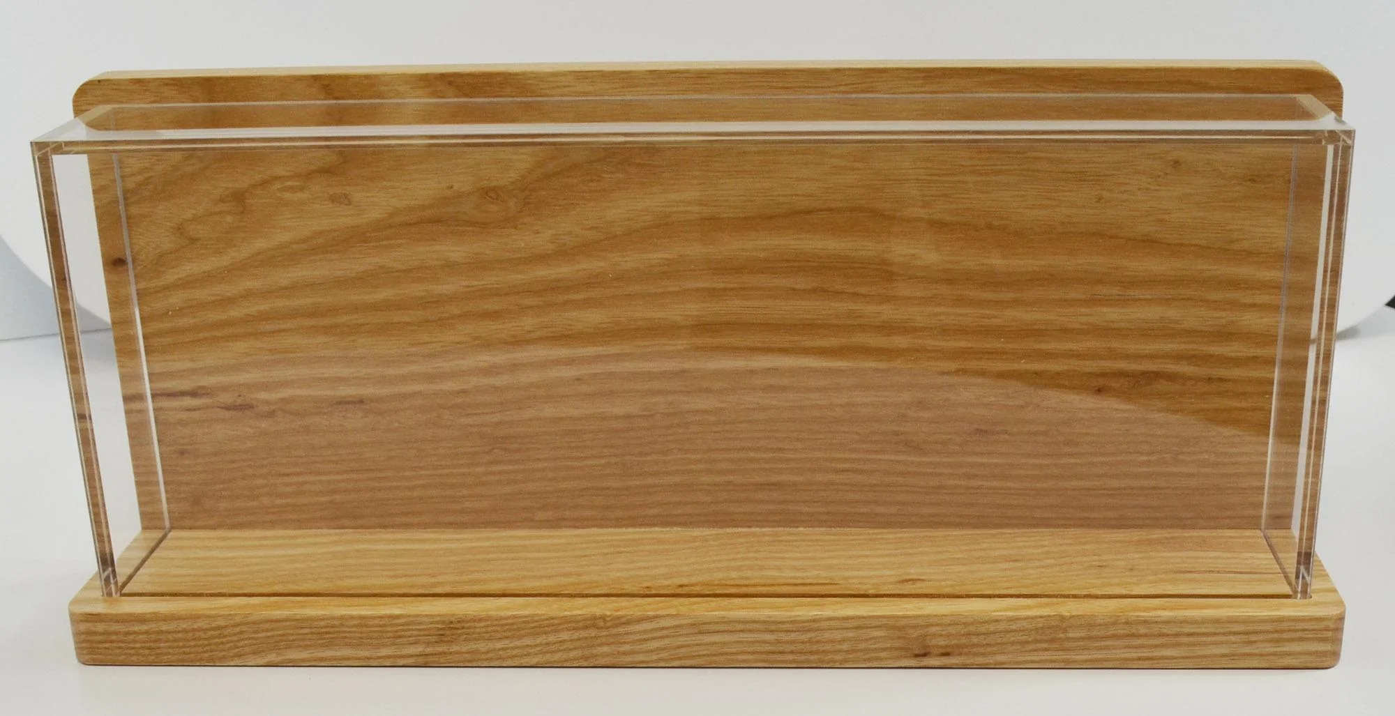 MK Pinta TKL Ash Wood Acrylic Keyboard Display - Image 2
