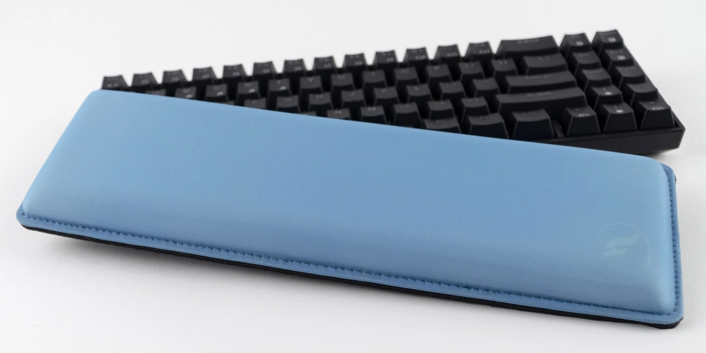 Odin Gaming Nebula Blue Nova Wrist Rest 65% / Compact - Image 6