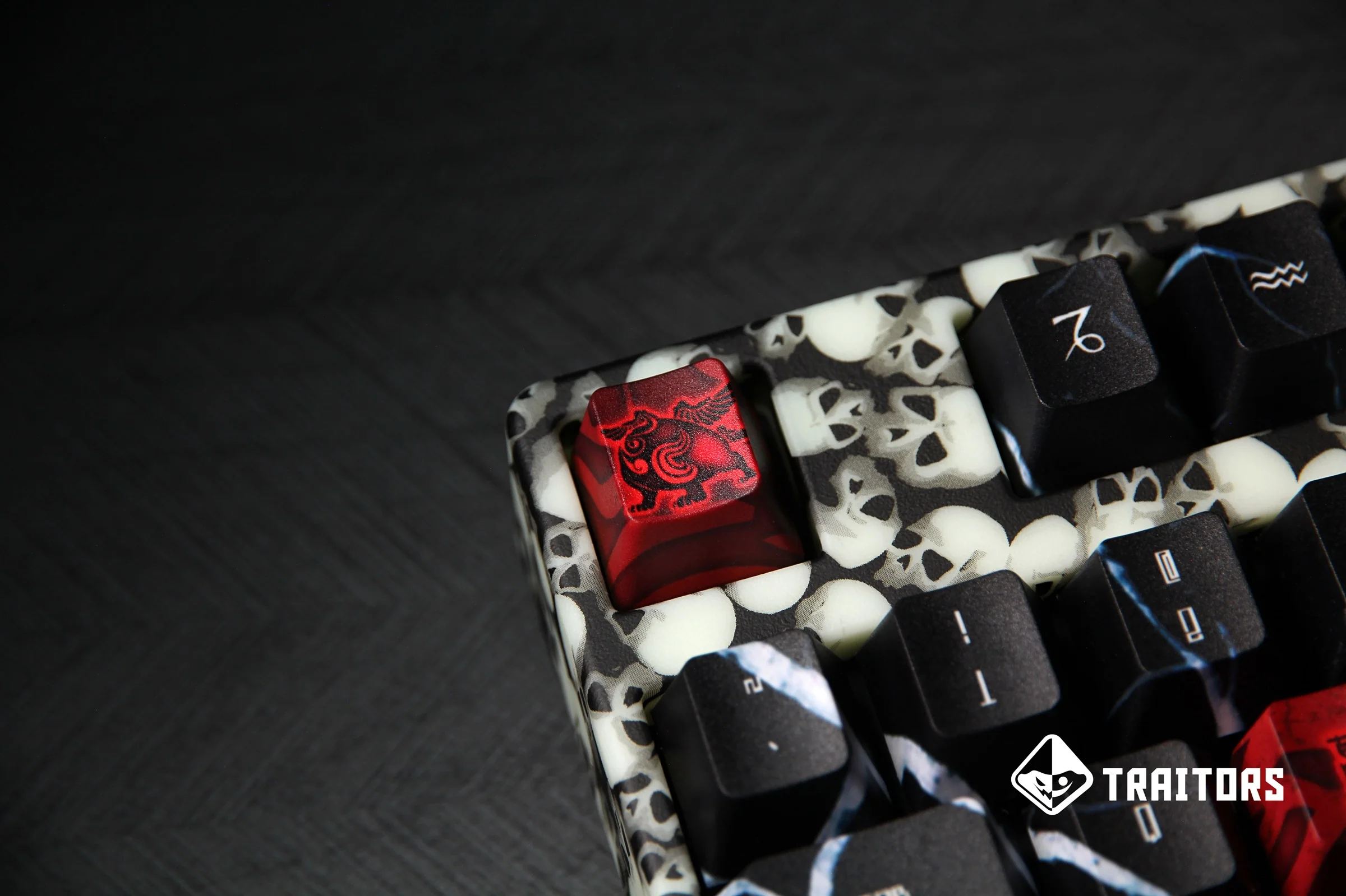 Traitors Hundun 6 Key OEM Profile Key Dye Sub PBT Keycap Set - Image 6