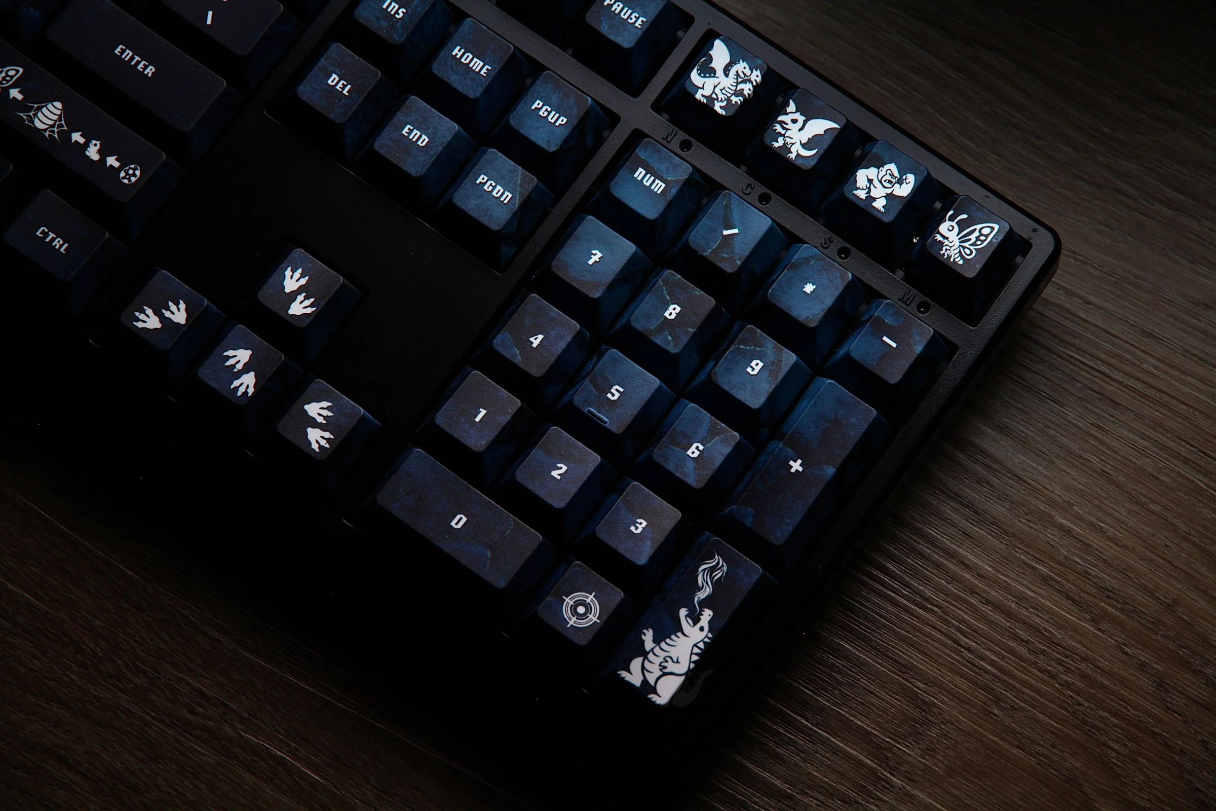 Traitors Kaiju 108 Key Cherry Profile PBT Keycap Set - Image 4