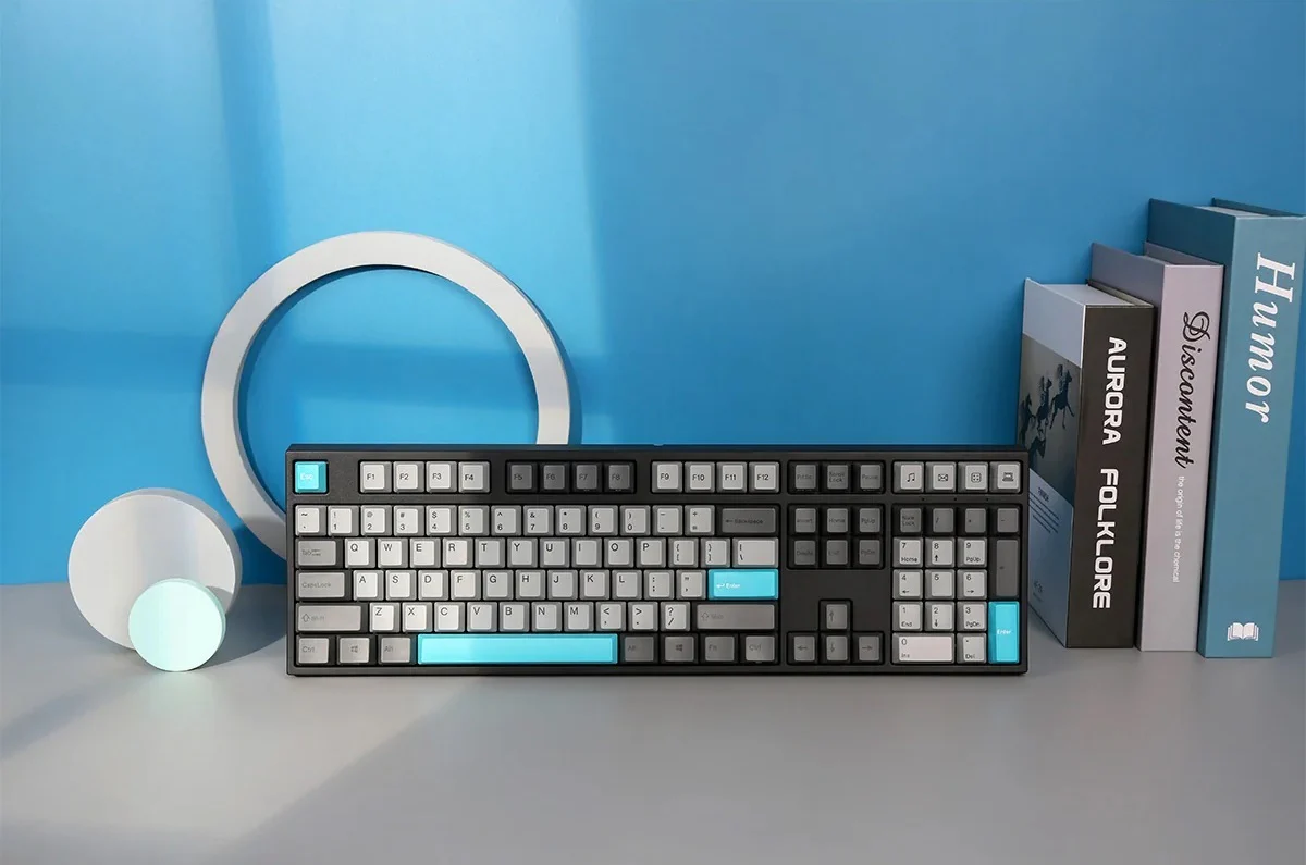 Varmilo APT108 Moonlight Hotswap Wireless RGB Keyboard - Image 3