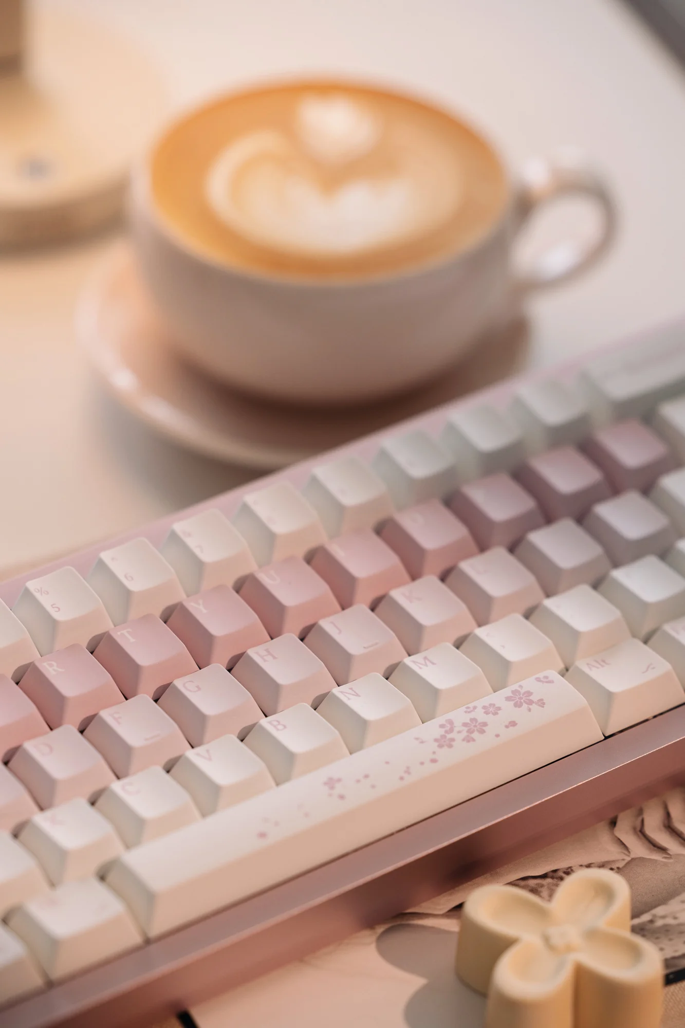 Varmilo Muse65 HE Sakura 8K Aluminum 65% RGB Keyboard - Image 13