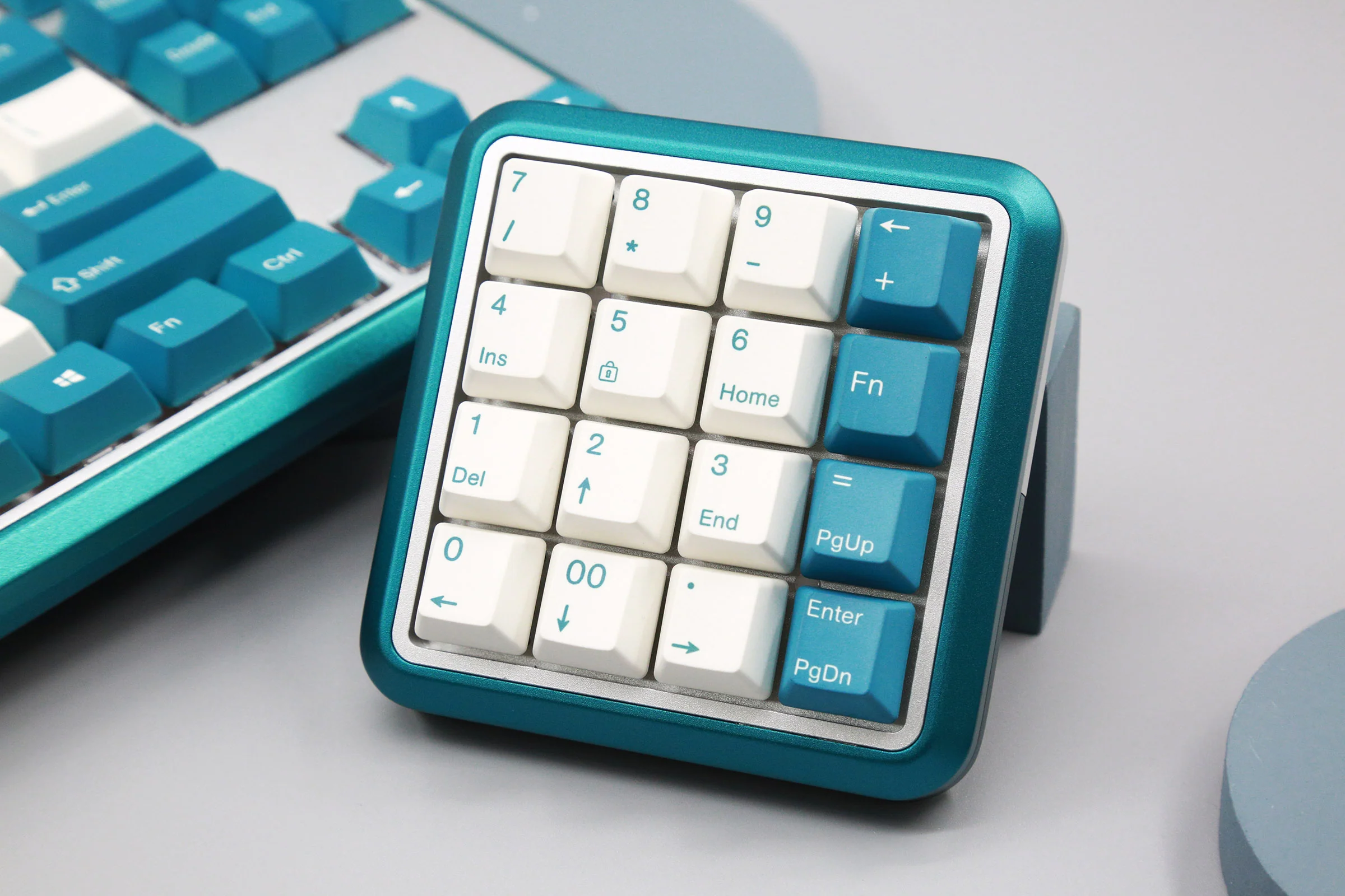 Varmilo Sword 2-16 Twilight Green White LED Numpad Dye Sub PBT Aluminum EC Mechanical Keyboard - Image 4