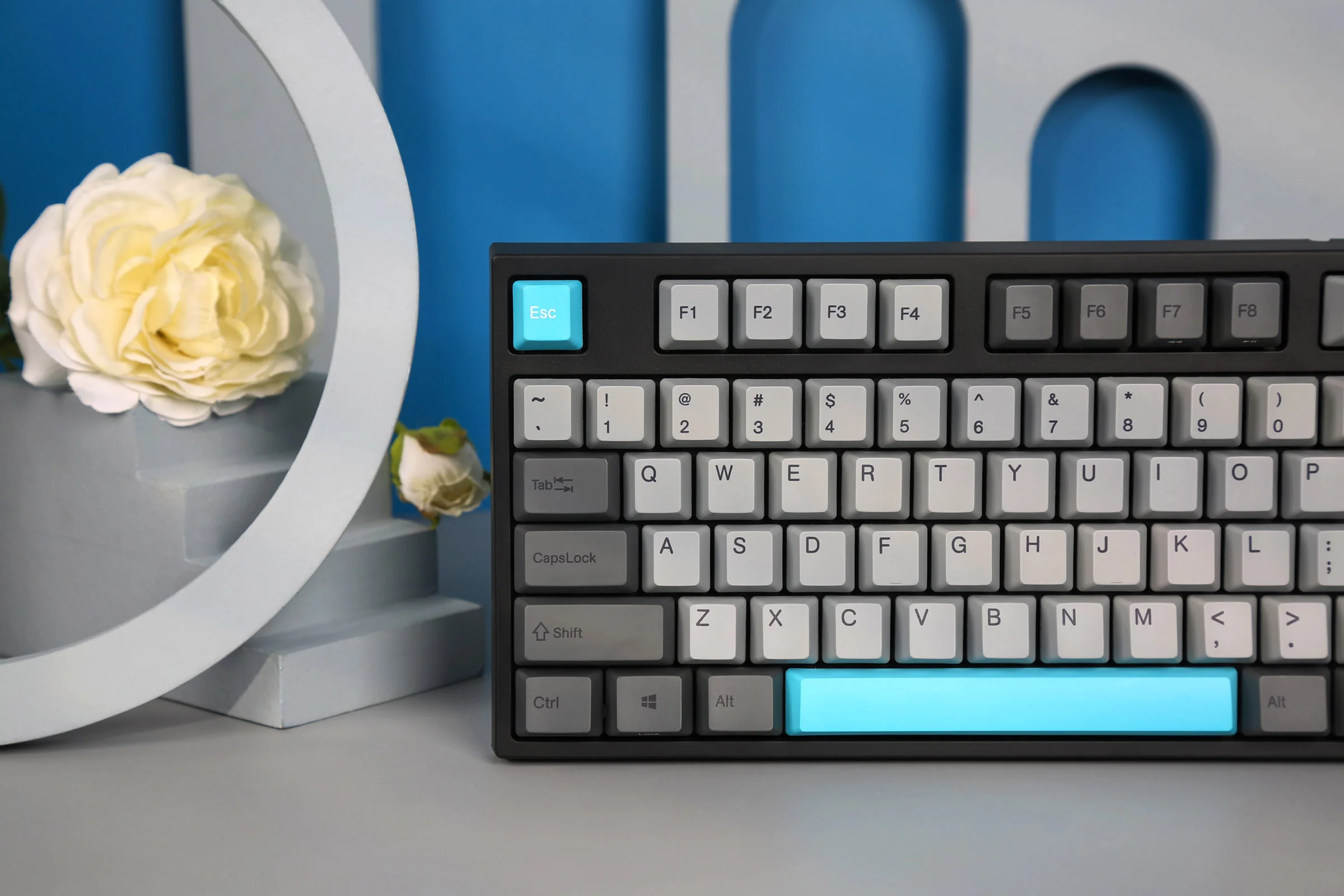 Varmilo VA Series V2 Moonlight White LED Mechanical Keyboard - Image 2