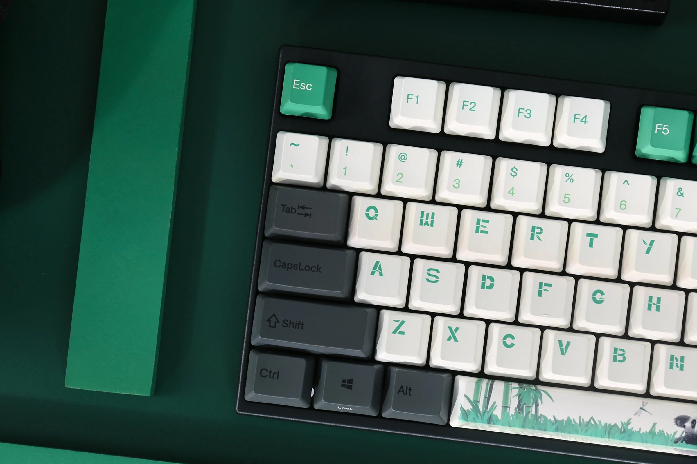 Varmilo VA Series V2 Panda R2 TKL Bluetooth Mechanical Keyboard - Image 6