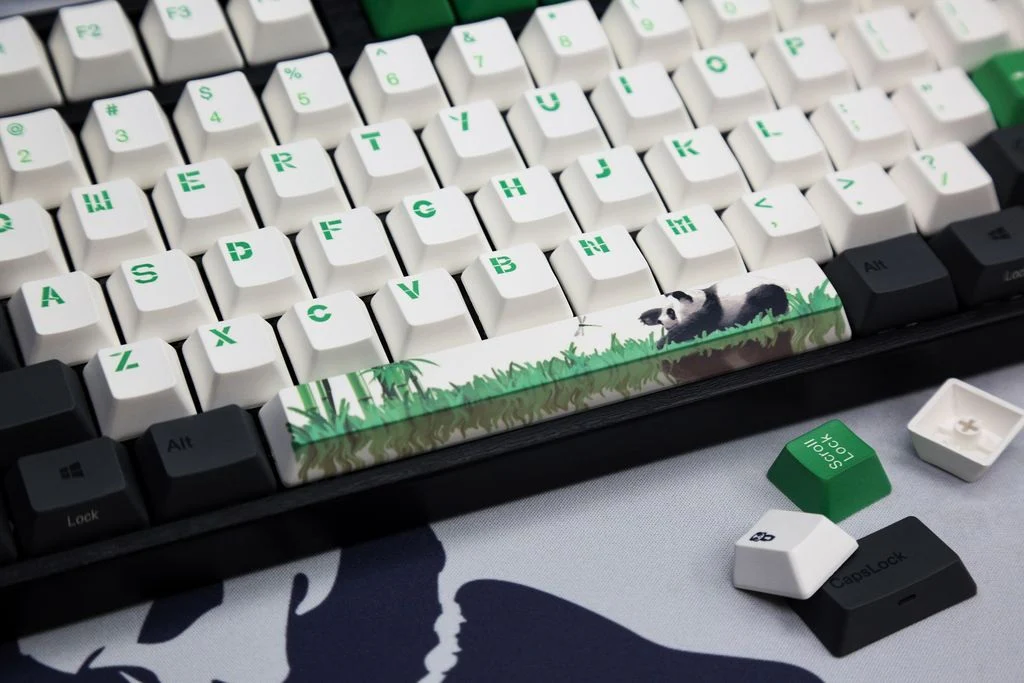 Varmilo VPT87 Panda R2 TKL Hotswap Wireless RGB Keyboard - Image 4