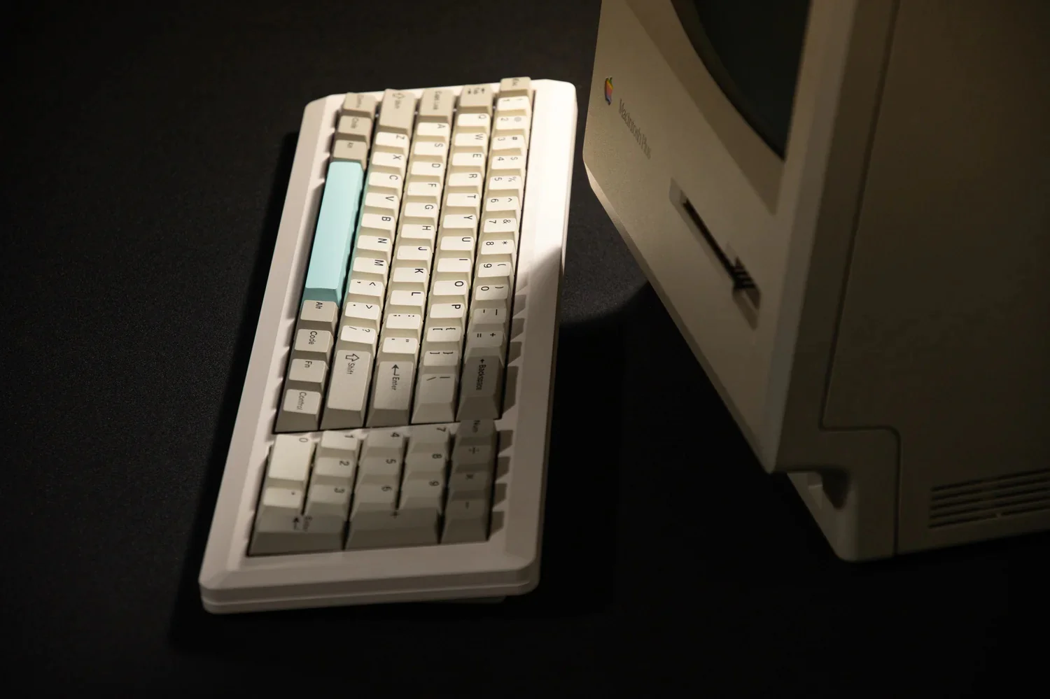 Vortex M0110A Aluminum Barebones Hotswap DIY Keyboard Kit - Image 14